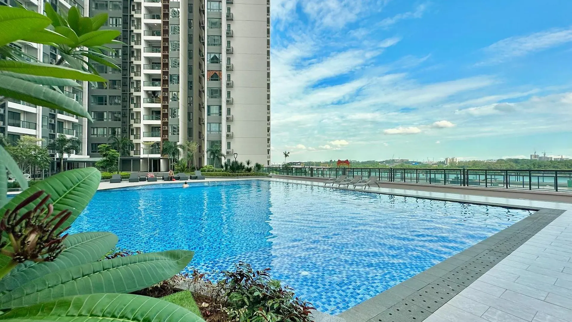 R&F Princess Cove Phase 2 Seine Region Near Ciq By Stayrene Johor Bahru