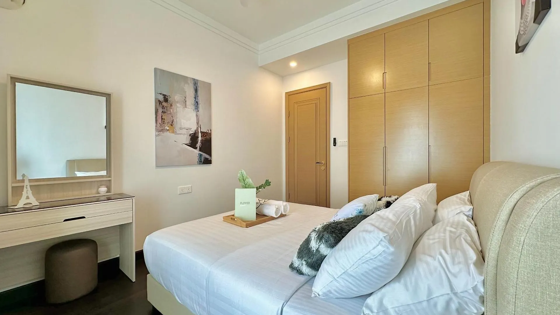 R&F Princess Cove Phase 2 Seine Region Near Ciq By Stayrene Johor Bahru 0*,