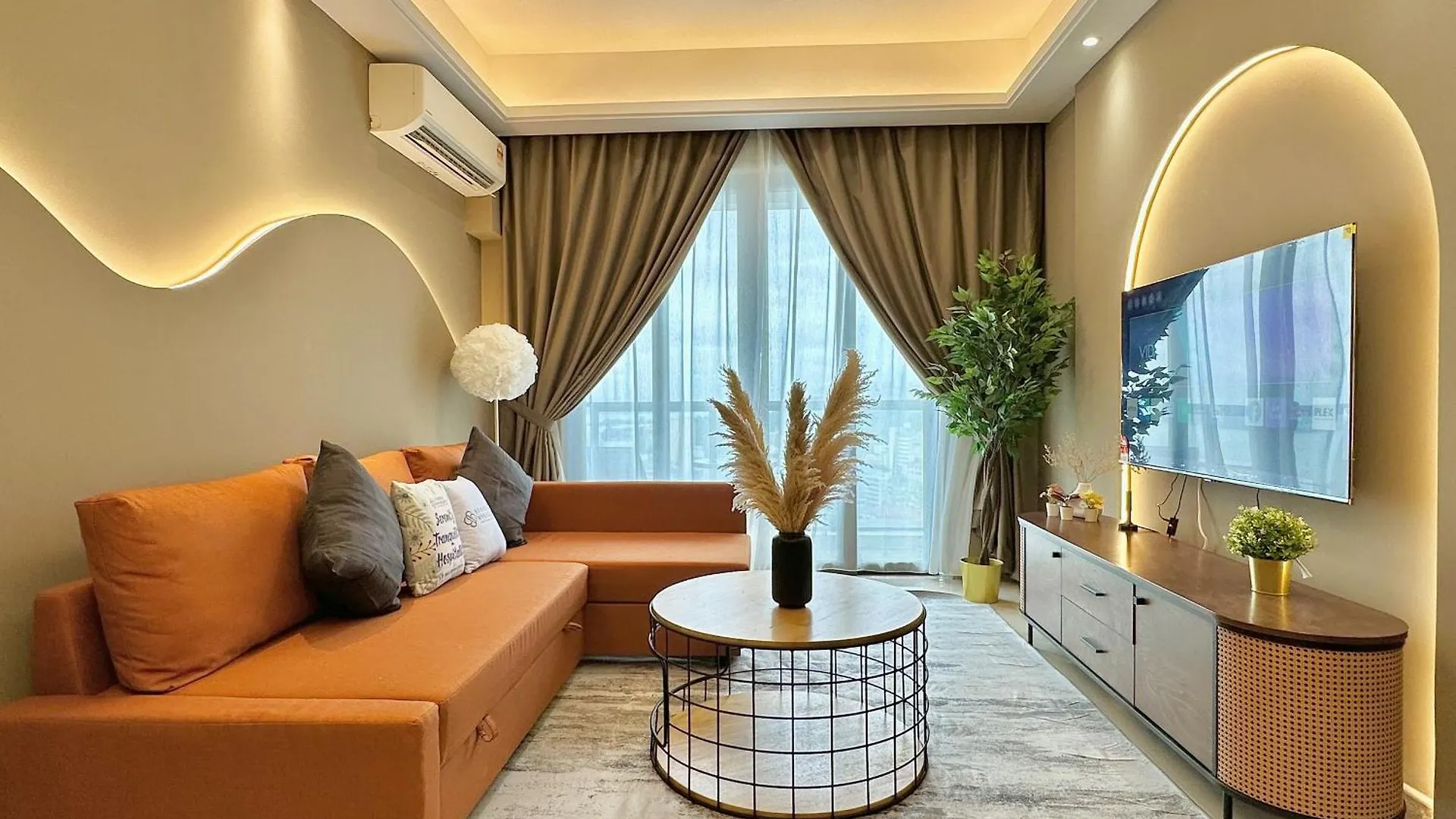 R&F Princess Cove Phase 2 Seine Region Near Ciq By Stayrene Johor Bahru Apartment