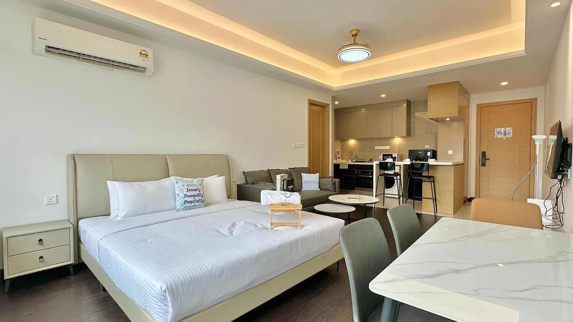 Apartment R&F Princess Cove Phase 2 Seine Region Near Ciq By Stayrene Johor Bahru