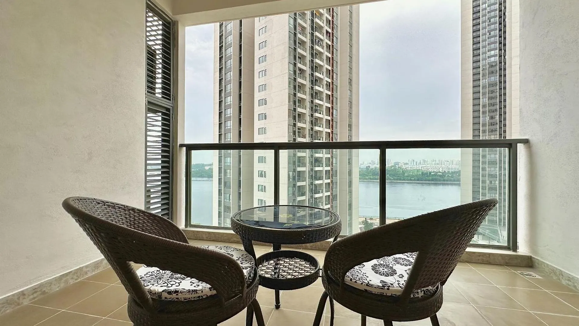 R&F Princess Cove Phase 2 Seine Region Near Ciq By Stayrene Johor Bahru Malaysia
