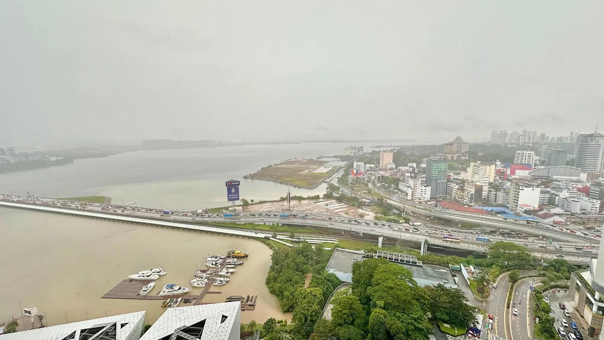 Apartamento R&F Princess Cove Phase 2 Seine Region Near Ciq By Stayrene Johor Bahru Malasia