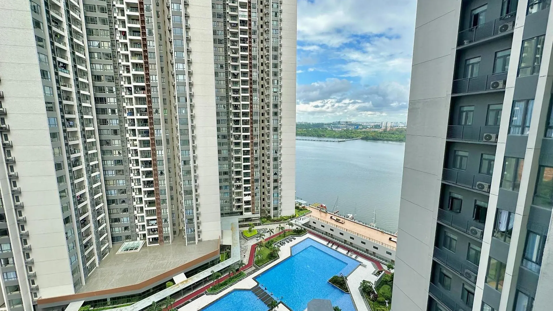 R&F Princess Cove Phase 2 Seine Region Near Ciq By Stayrene Johor Bahru